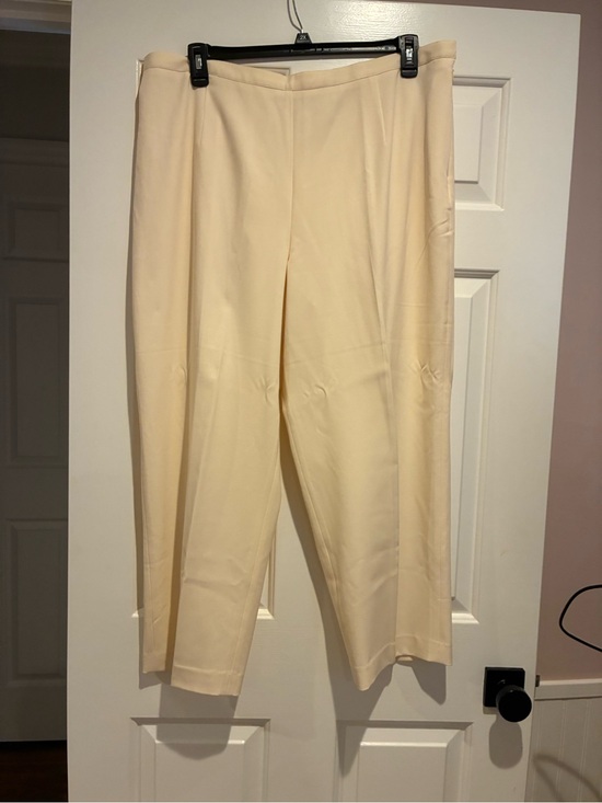 Alfred Pants - Classic Cream Straight-Leg Women's Pants